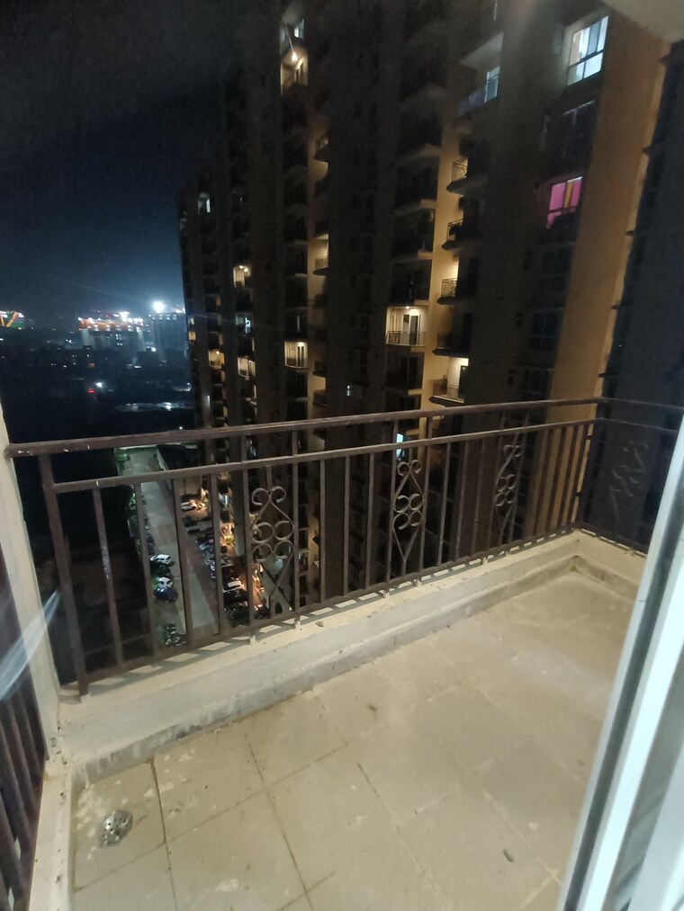 Balcony, signature-global-prime 2 Bedroom 834 Sq.Ft. Apartment In Sector 63a Gurgaon 9606976