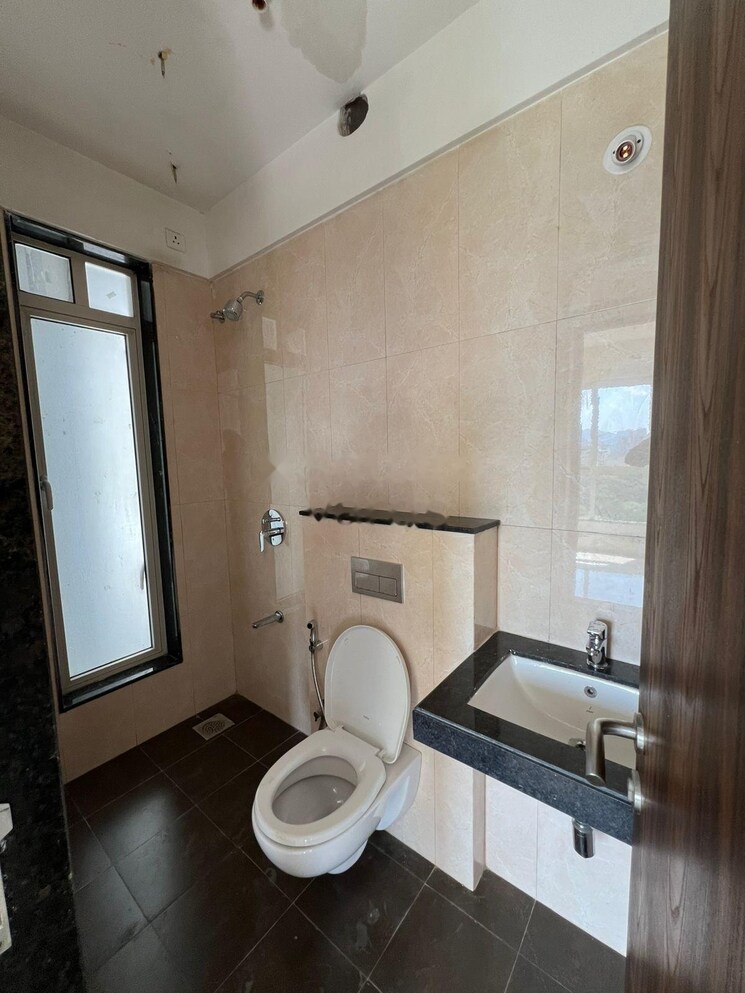 Bathroom, sheth-zuri 2 Bedroom 517 Sq.Ft. Apartment In Laxmi Nagar Thane 9606938
