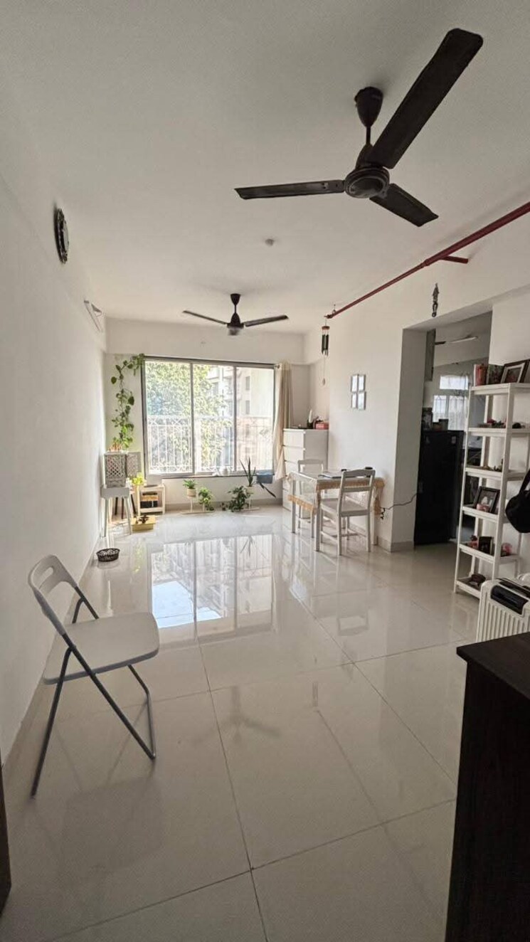 Room, shapoorji-pallonji-bkc-9 1 Bedroom 500 Sq.Ft. Apartment In Bandra East Mumbai 9606944