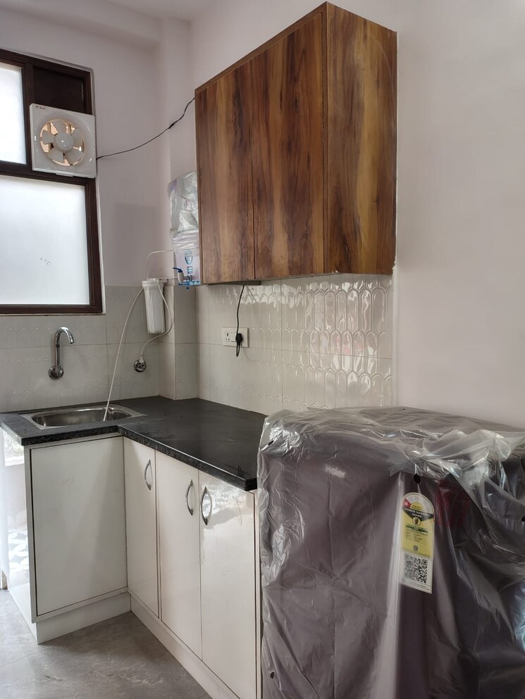 Kitchen, unitech-south-city-1 1 RK 258 Sq.Ft. Penthouse In South City 1 Gurgaon 9606969