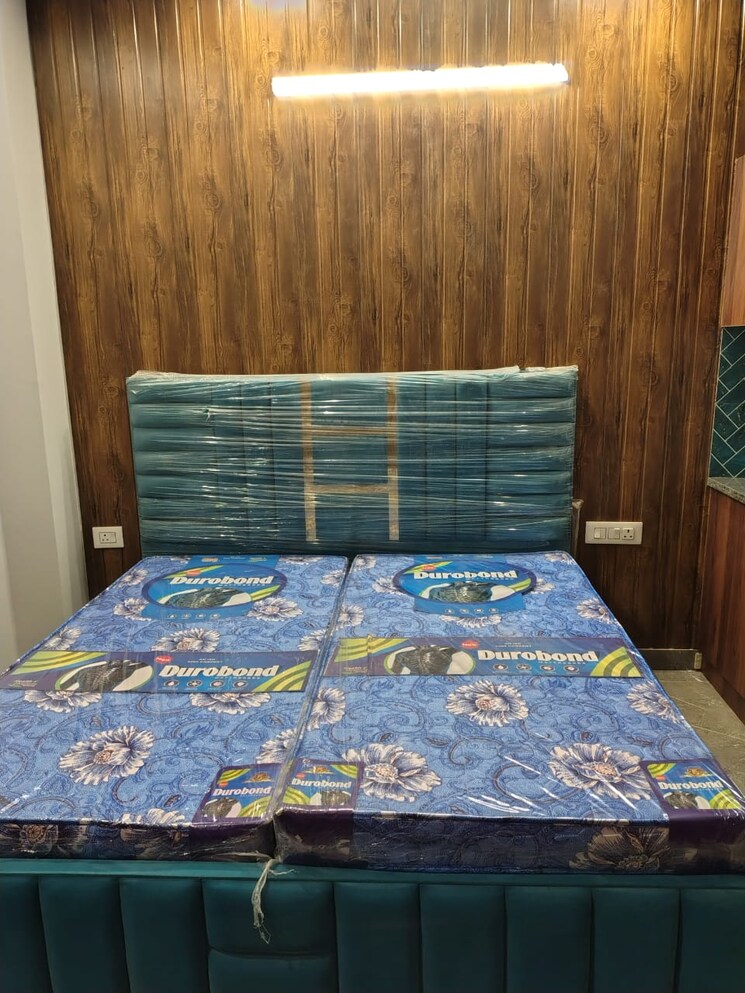 Bedroom, unitech-south-city-1 1 RK 258 Sq.Ft. Penthouse In South City 1 Gurgaon 9606969