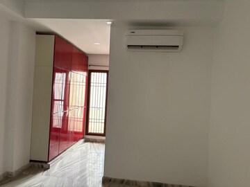  3 BHK Builder Floor at Sushant Lok 2, Sector 57 – for Rent