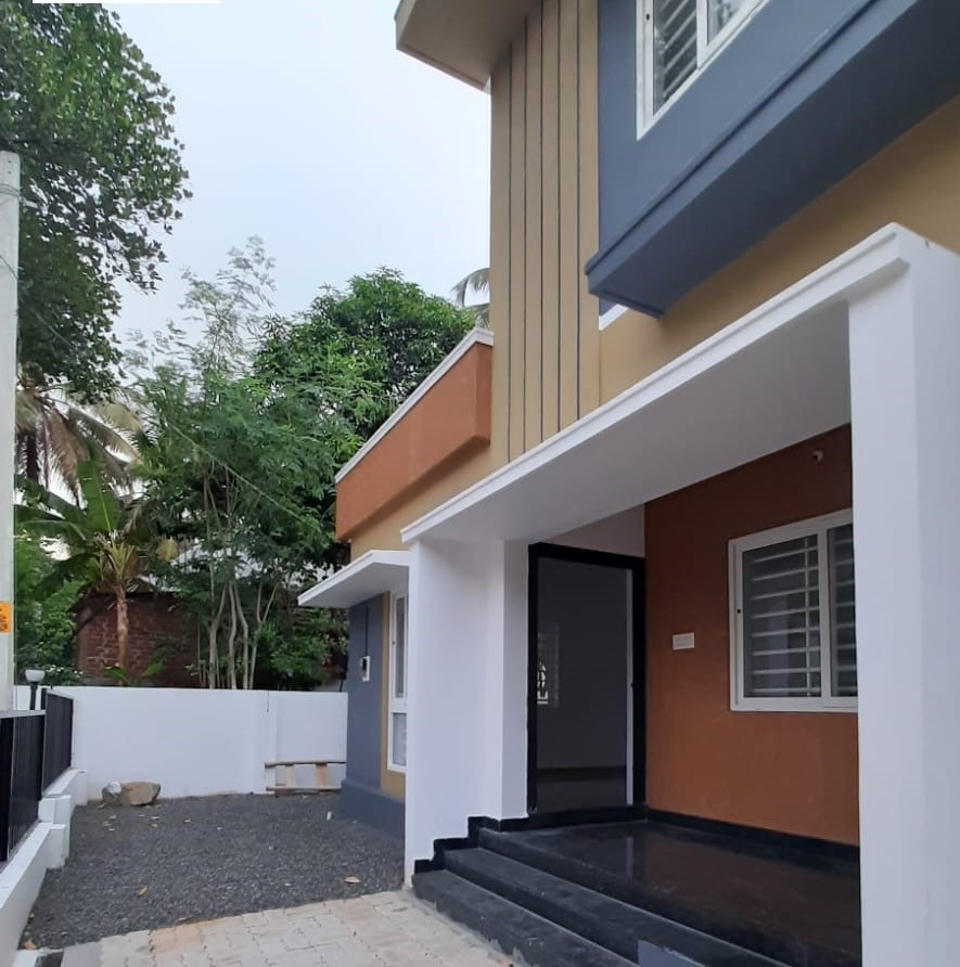 3 BHK + Pooja Room Independent House For Sale in Thiruvaniyoor