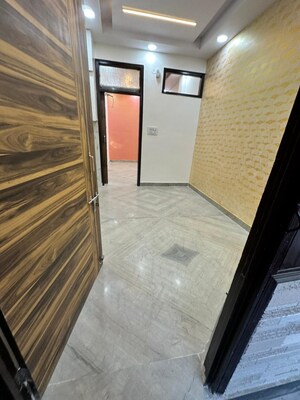 Room in 1 BHK Builder Floor at Rohini Sector 7 – for Sale