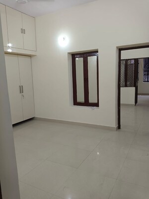 2 BHK Builder Floor For Rent in Lajpat Nagar 4