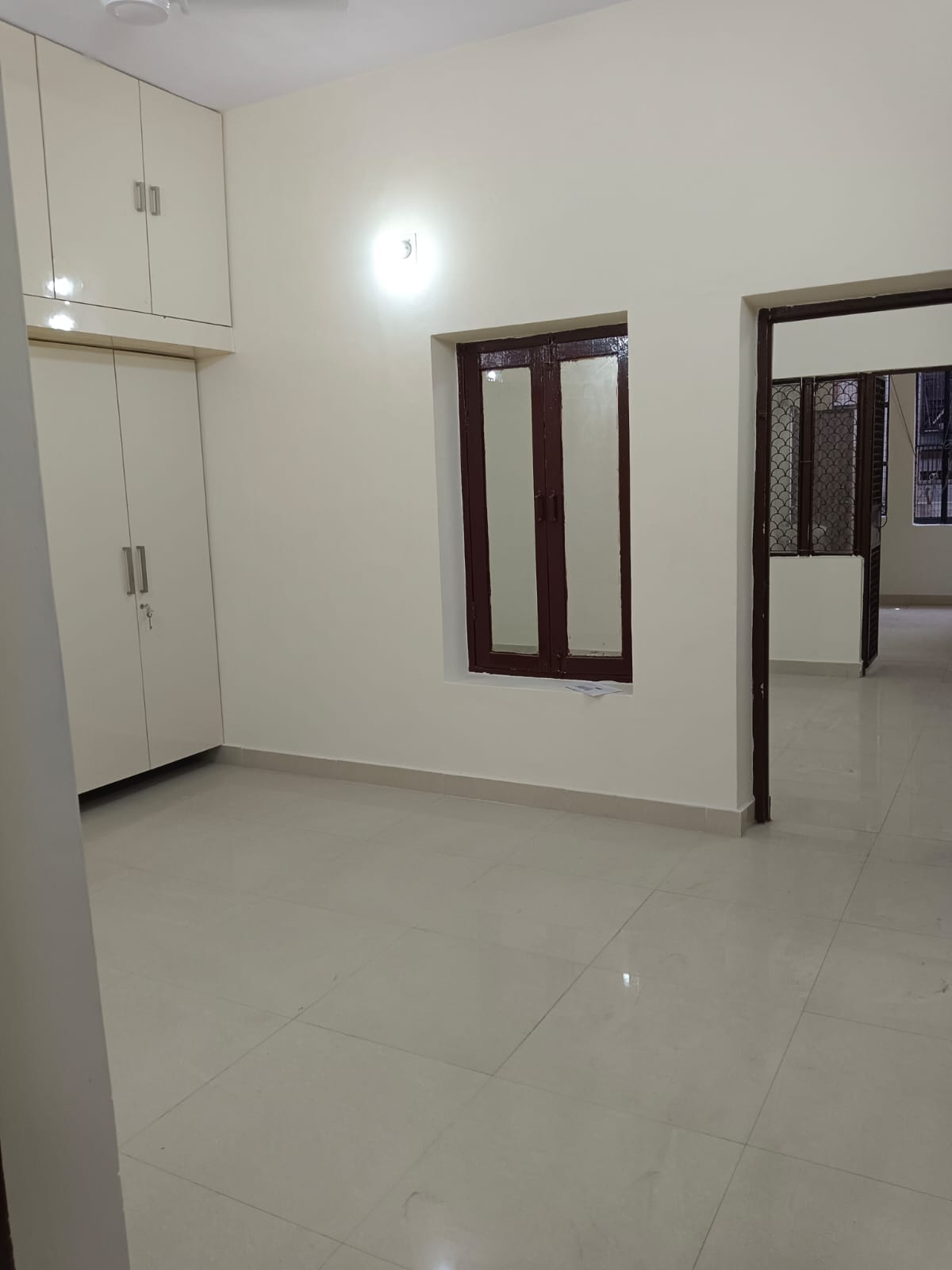 2 BHK Builder Floor For Rent in Lajpat NagaR-4