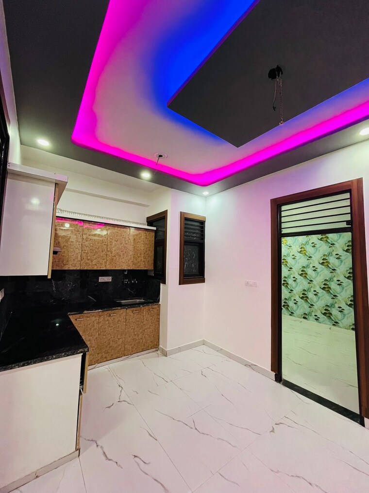 Bedroom, balaji-enclave 3 Bedroom 100 Sq.Yd. Apartment In Govindpuram Ghaziabad 9607037