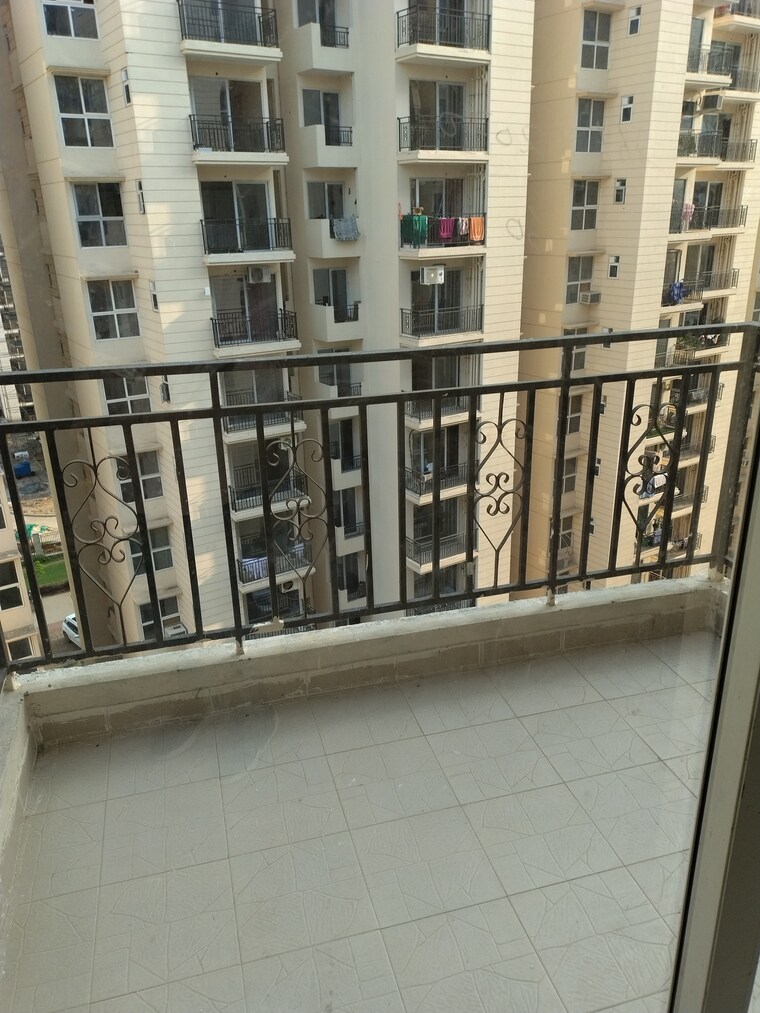 Exterior View, signature-global-proxima 2 Bedroom 674 Sq.Ft. Apartment In Sector 89 Gurgaon 9607047