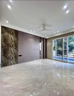 Room in 4 BHK Builder Floor at Ansal API Esencia, Sector 67 – for Sale