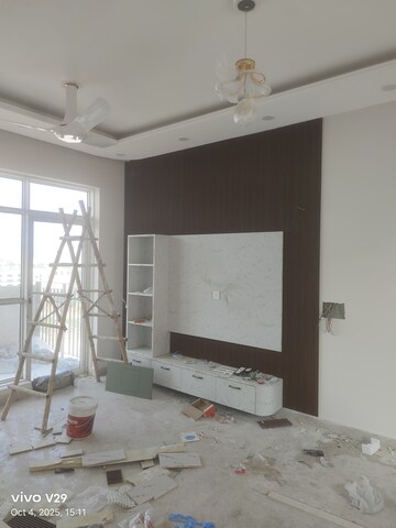 Room in 2 BHK Apartment at Ireo The Corridors, Sector 67a – for Sale