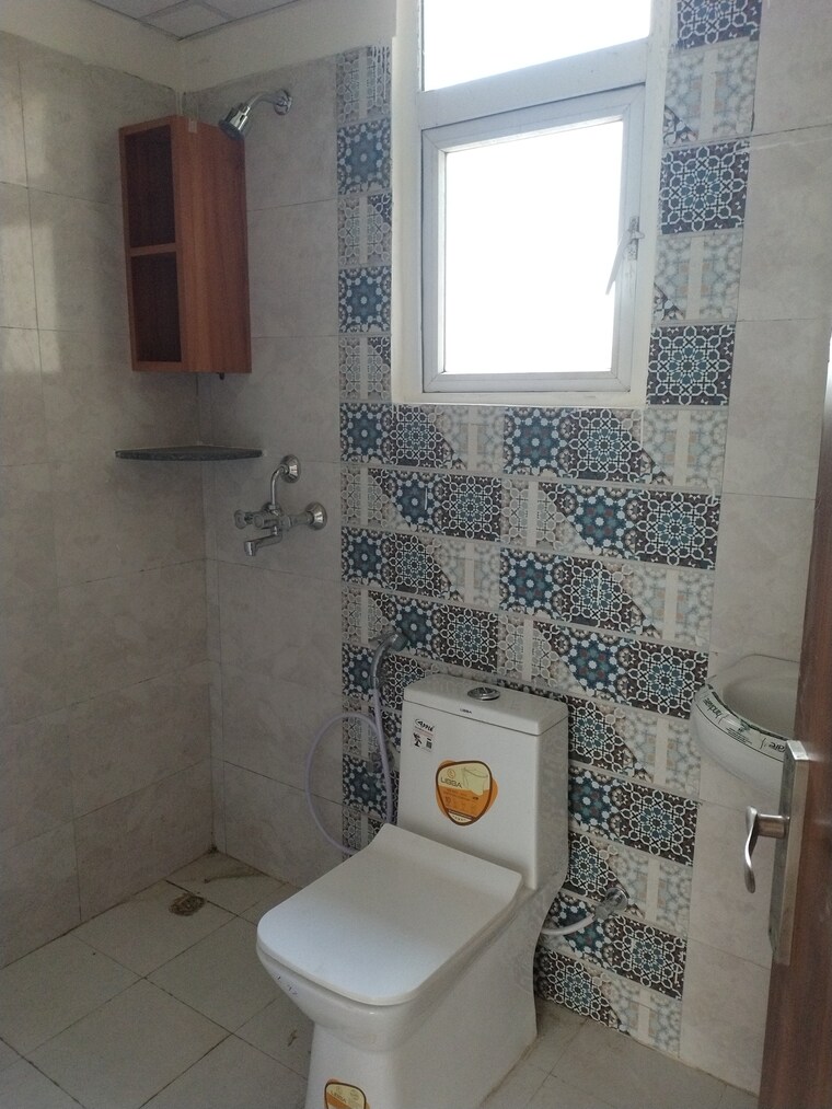 Master Bedroom, signature-global-proxima 2 Bedroom 685 Sq.Ft. Apartment In Sector 89 Gurgaon 9607234