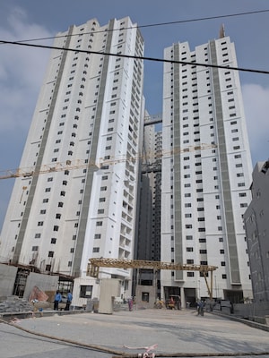 2 BHK Apartment – Exterior View View at Marina Skies, Hi Tech City - for Sale