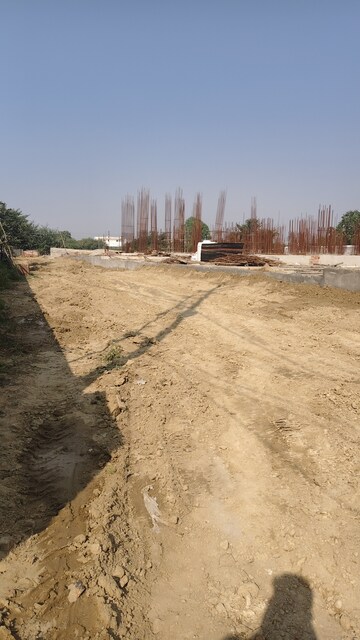 Plot Area in 2.5 BHK Apartment at Vrindavan Yojna – for Sale