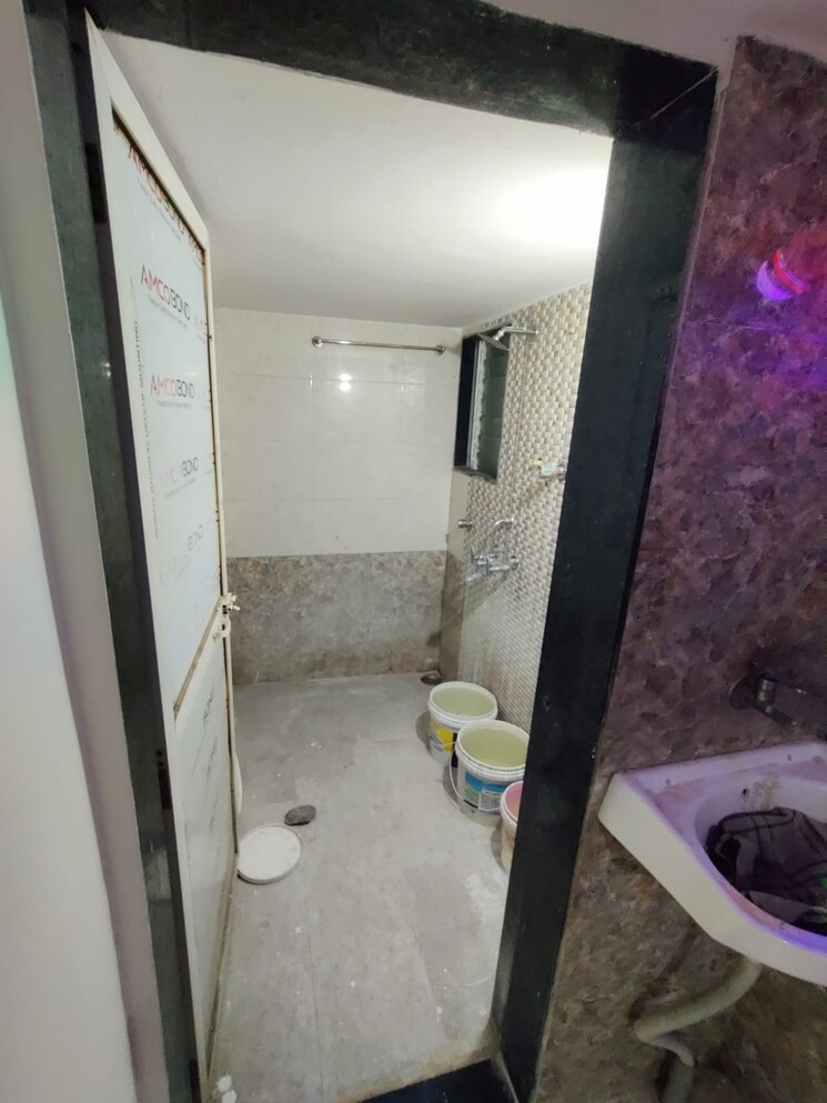 Bathroom, dombivli west 1 Bedroom 600 Sq.Ft. Apartment In Dombivli West Thane 9607350