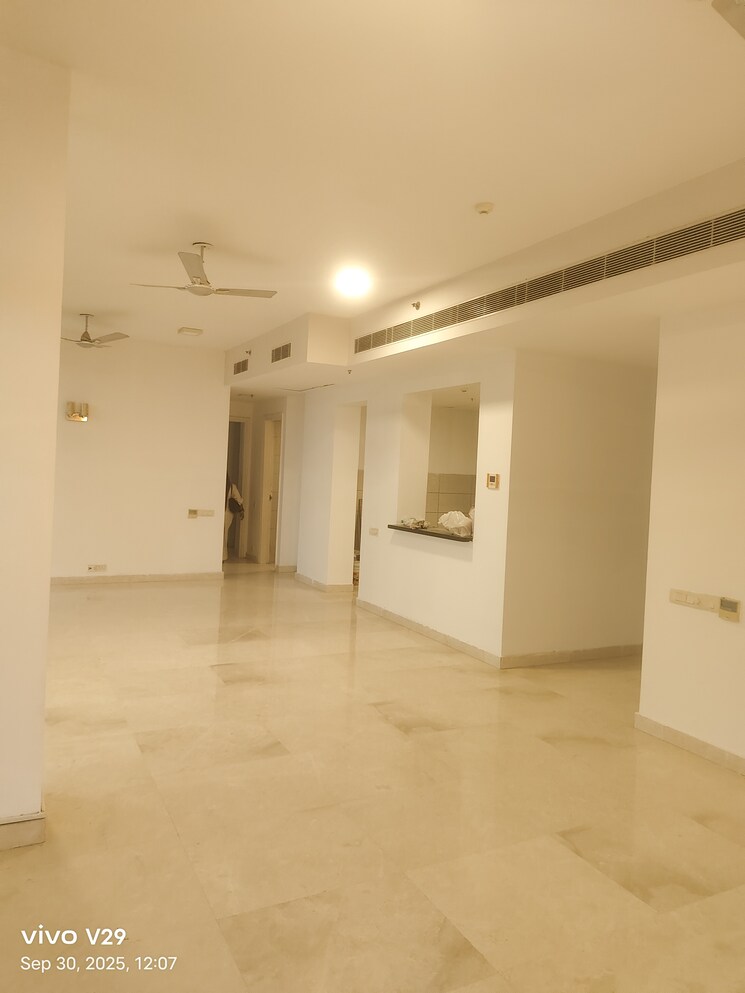 Room, parsvnath-exotica 4 Bedroom 3645 Sq.Ft. Apartment In Sector 53 Gurgaon 9607368
