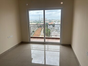 Room in 2 BHK Apartment at Sobha Dream Gardens, Thanisandra Main Road – for Sale