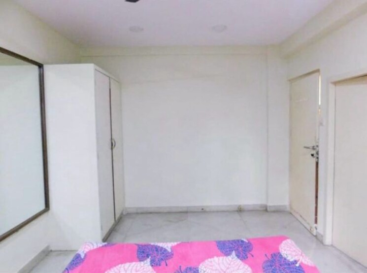 Room, goregaon east Pg For Girls In Goregaon East 9607389