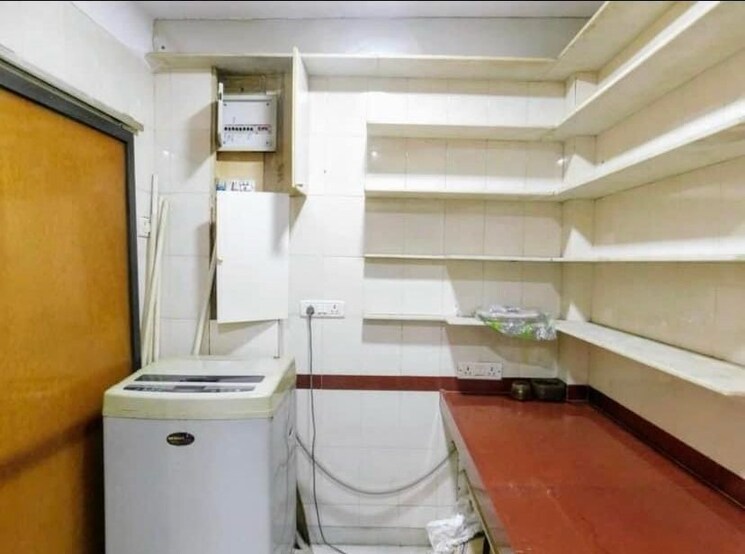 Bathroom, goregaon east Pg For Girls In Goregaon East 9607389