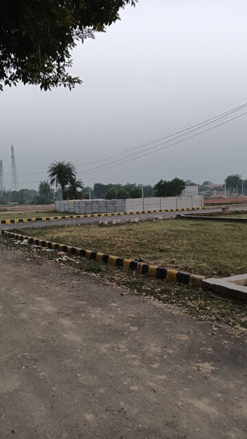  Plot For Sale in Raebareli Road
