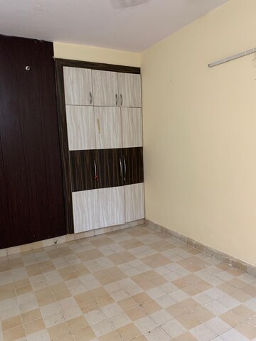 Room in 3 BHK Apartment at BPTP Princess Park, Sector 86 – for Rent