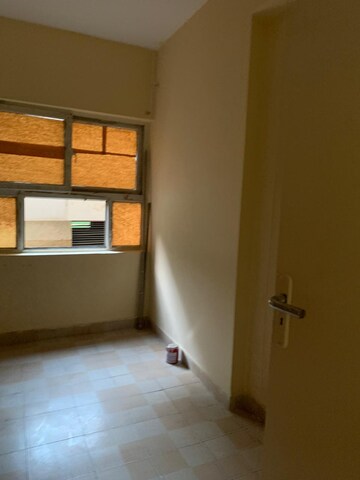 Room in 3 BHK Apartment at BPTP Princess Park, Sector 86 – for Rent