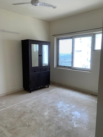 Room in 3 BHK Apartment at BPTP Princess Park, Sector 86 – for Rent