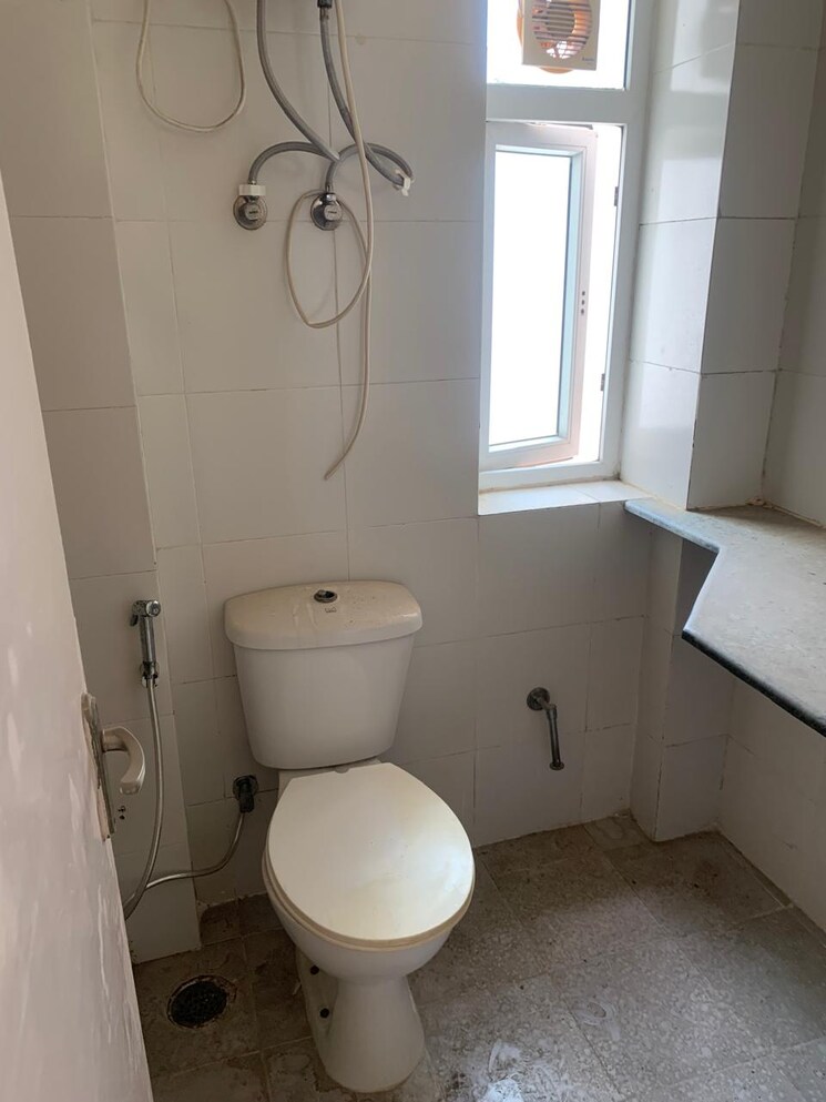 Attached Bathroom, bptp-princess-park 3 Bedroom 1170 Sq.Ft. Apartment In Sector 86 Faridabad 9607370