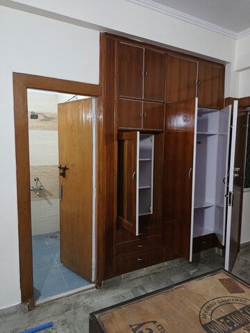 Furnished Amenities in 2 BHK Apartment at Shipra Regal Apartment, Indrapuram – for Sale