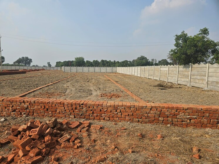 undefined, kanchan-vihar  1215 Sq.Ft. Plot In Dlf Ankur Vihar Ghaziabad 9607443