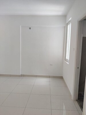 Bathroom in 2 BHK Builder Floor at Kil Ayanambakkam – for Sale