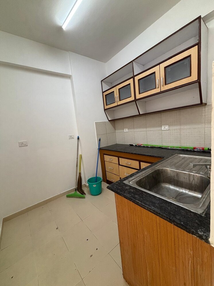 Kitchen, dlf-woodland-heights-my-town 3 Bedroom 1221 Sq.Ft. Apartment In Jigani Bangalore 9607437