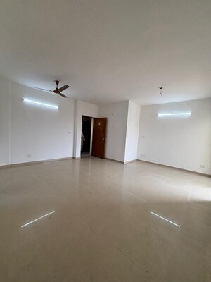 Room in 3 BHK Apartment at DLF Woodland Heights My Town, Jigani – for Sale