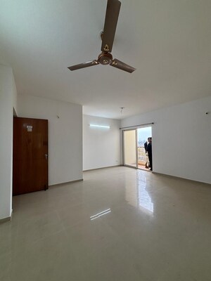 Room in 3 BHK Apartment at DLF Woodland Heights My Town, Jigani – for Sale