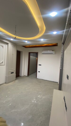 Building Lobby in 4 BHK Builder Floor at Puri Aman Vilas, Sector 89 – for Sale