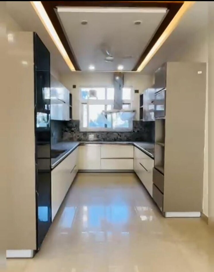Kitchen, sector 85 3 Bedroom 3150 Sq.Ft. Builder Floor In Sector 85 Faridabad 9607522