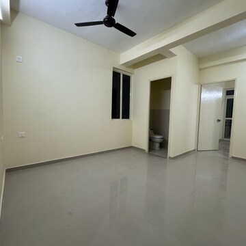 Room in 1 BHK Apartment at Pyramid Altia, Sector 70a – for Rent