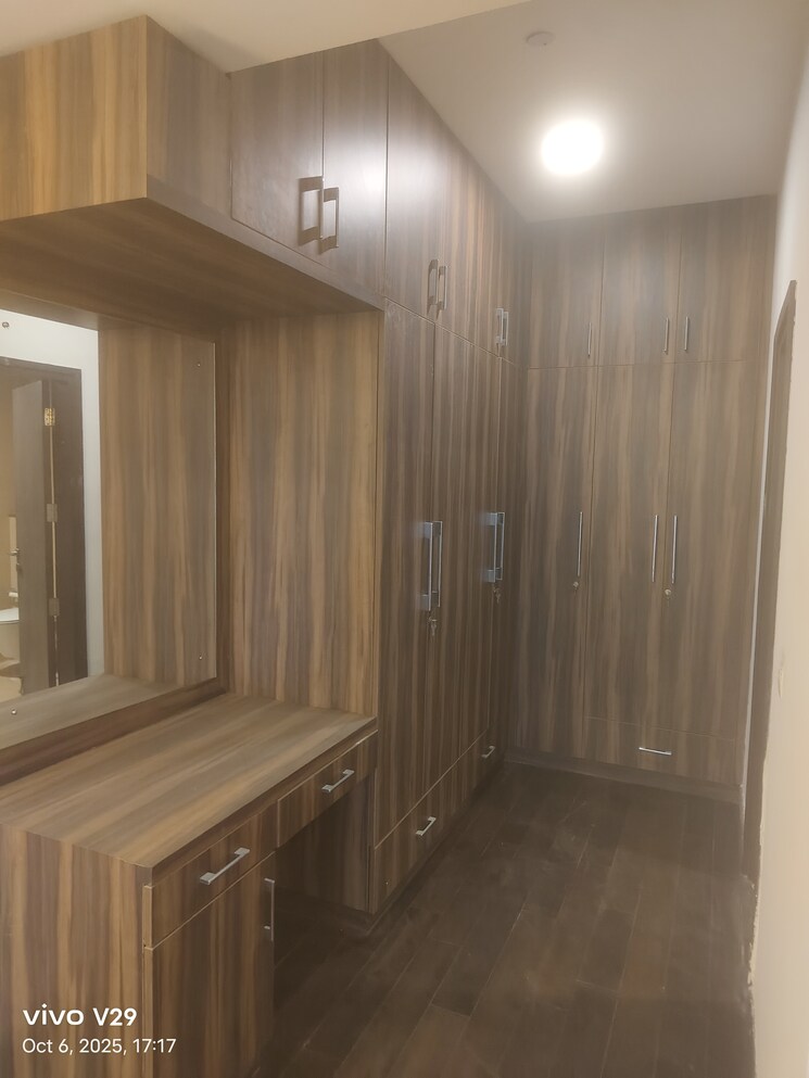 Bedroom, pioneer-park-phase-1 3 Bedroom 1580 Sq.Ft. Apartment In Sector 61 Gurgaon 9607591