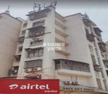 Master Plan in 2 BHK Apartment at Gods Gift Tower Bandra, Bandra West – for Rent