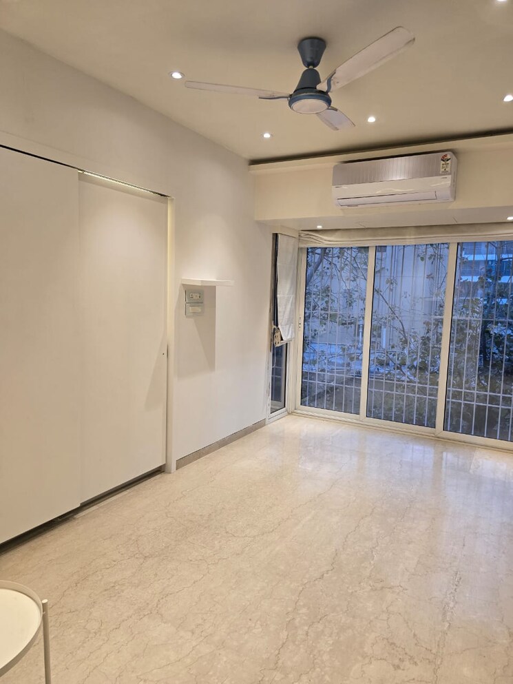 Room, gods-gift-tower-bandra 2 Bedroom 1200 Sq.Ft. Apartment In Bandra West Mumbai 9607629