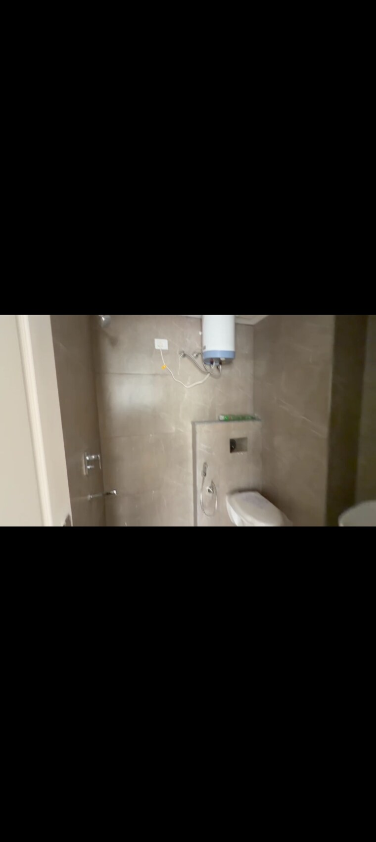 Bathroom, roseate-homes 3 Bedroom 2340 Sq.Ft. Apartment In Ghazipur Zirakpur 9607745