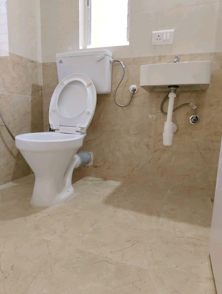 Bathroom, clarion-park 3 Bedroom 1200 Sq.Ft. Apartment In Aundh Pune 9607735