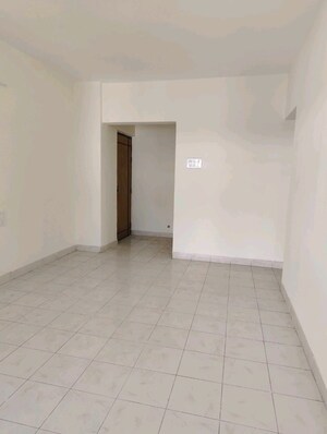 Room in 3 BHK Apartment at Clarion Park, Aundh – for Rent