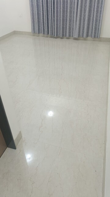 Room in 2 BHK Apartment at Supreme Estia Phase 1, Baner – for Rent