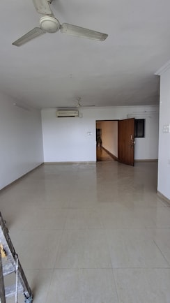 2 BHK Apartment For Sale in Manish Darshan
