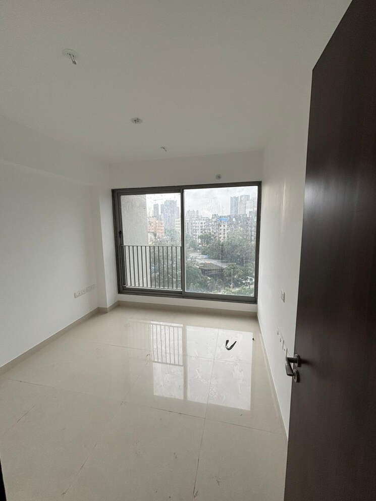 Room, sunteck-city-avenue-4 3 Bedroom 902 Sq.Ft. Apartment In Goregaon West Mumbai 9607914