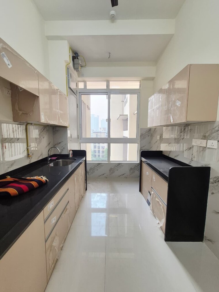 Kitchen, wadhwa-tw-gardens 2.5 Bedroom 918 Sq.Ft. Apartment In Kandivali East Mumbai 9607924