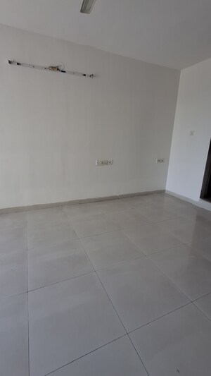 3 BHK Apartment For Rent in Tain Square, Wanwadi