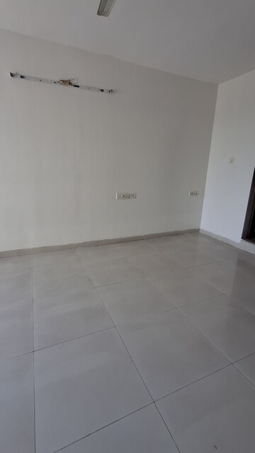 3 BHK Apartment For Rent in Tain Square, Wanwadi