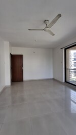 1 BHK 650 Sq.Ft. Apartment in Tain Square