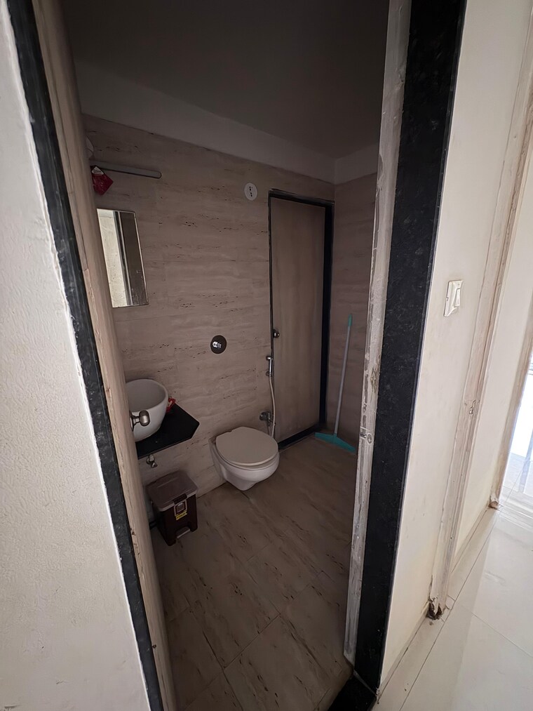 Bathroom, vansh-neel-delta 2 Bedroom 790 Sq.Ft. Apartment In Sector 10b Ulwe Navi Mumbai 9608040